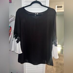 Black and Gray Boxy Bell Sleeve Blouse